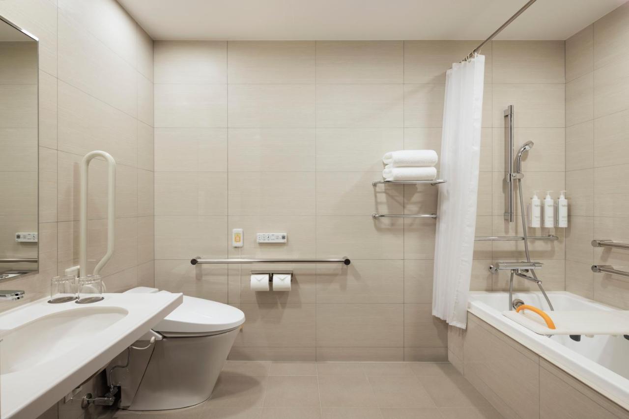 Courtyard By Marriott Nagoya Hotel Exterior photo